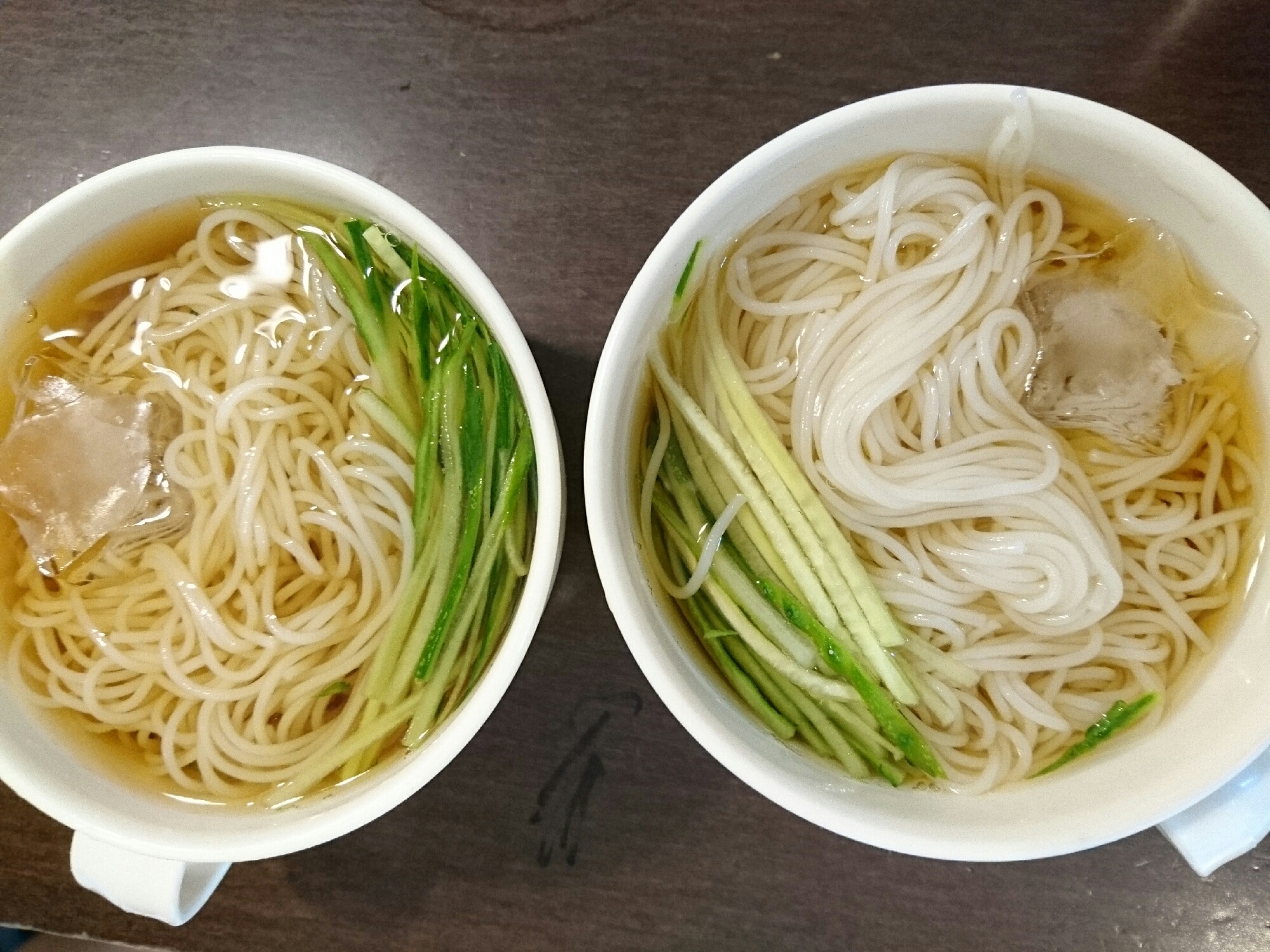 ぽん酢でさっぱりきゅうりそうめん レシピ 作り方 By Hideok8 楽天レシピ