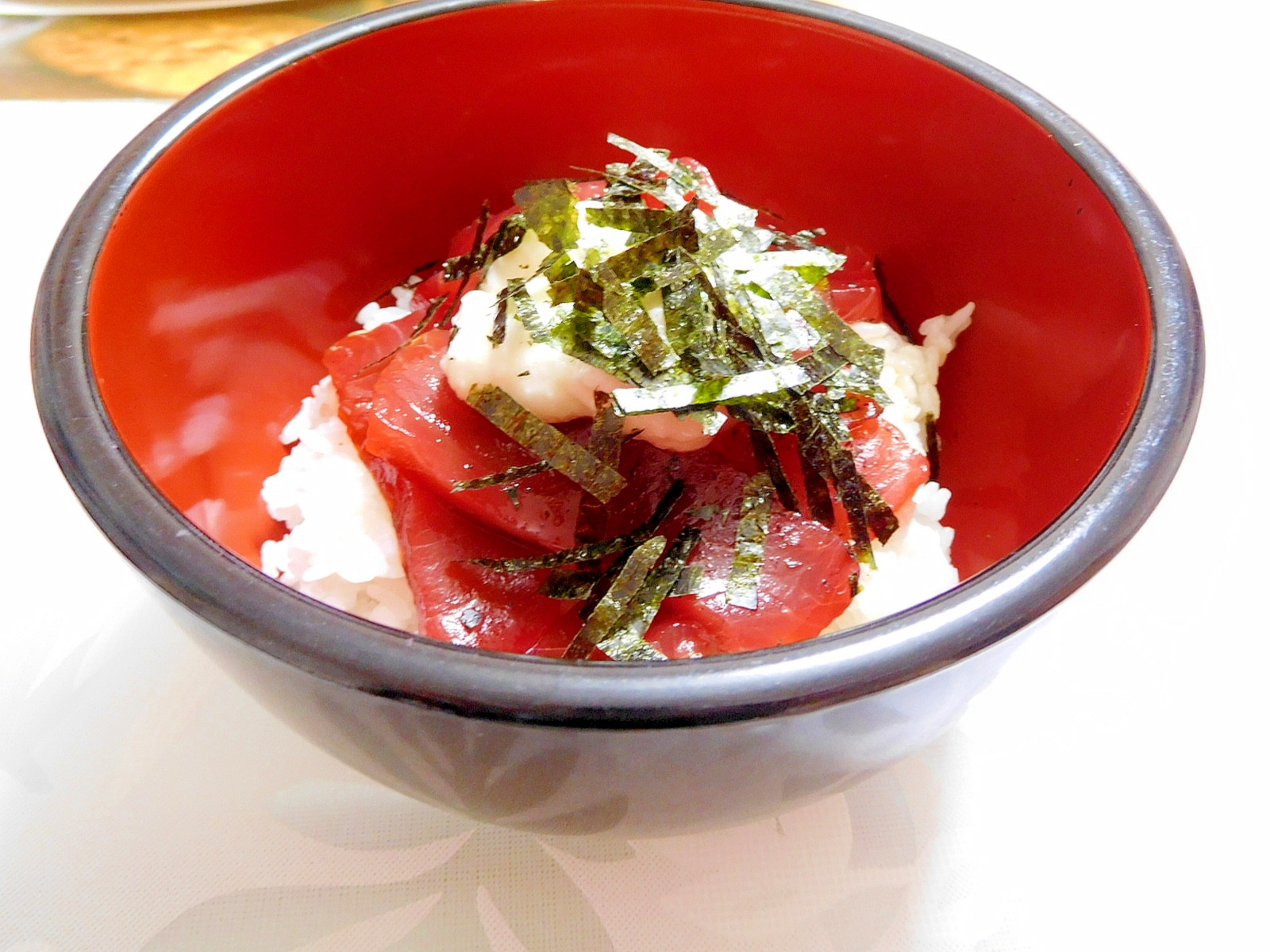 マグロ丼