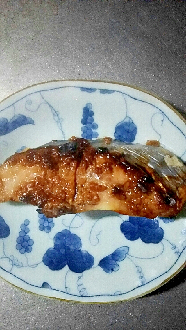 サワラのしょうゆ麹焼き