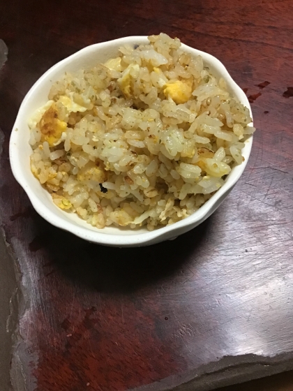 卵とベーコンのチャーハン