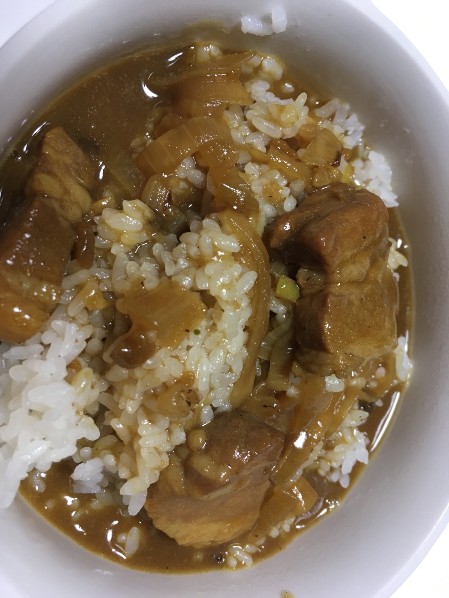 【男の宅飯】旨さの塊　豚骨カレー