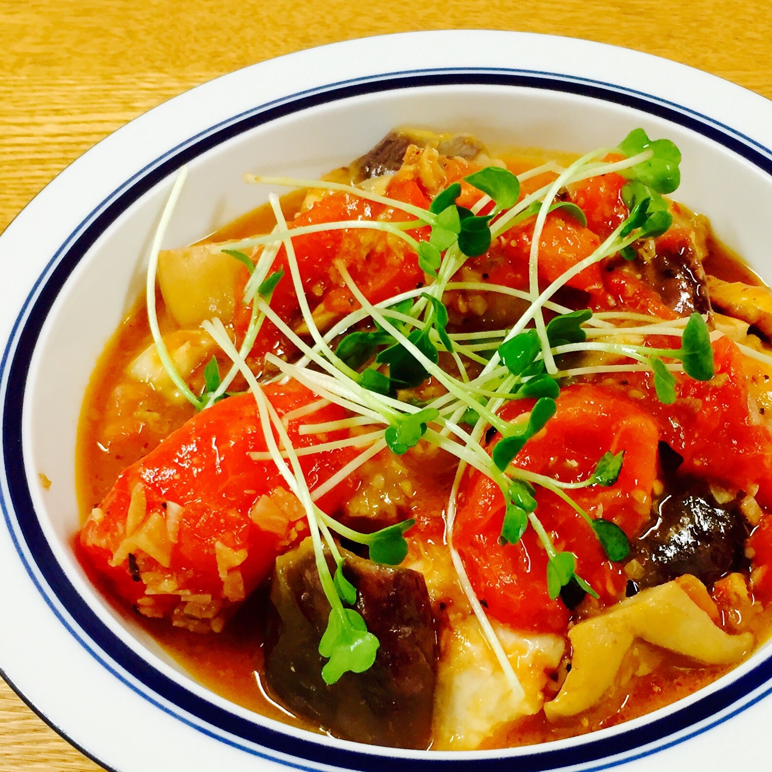 塩鯖と茄子、セロリのトマト煮