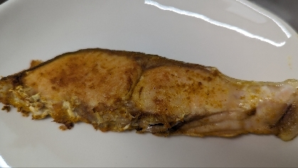 鮭のムニエル（カレー風味）