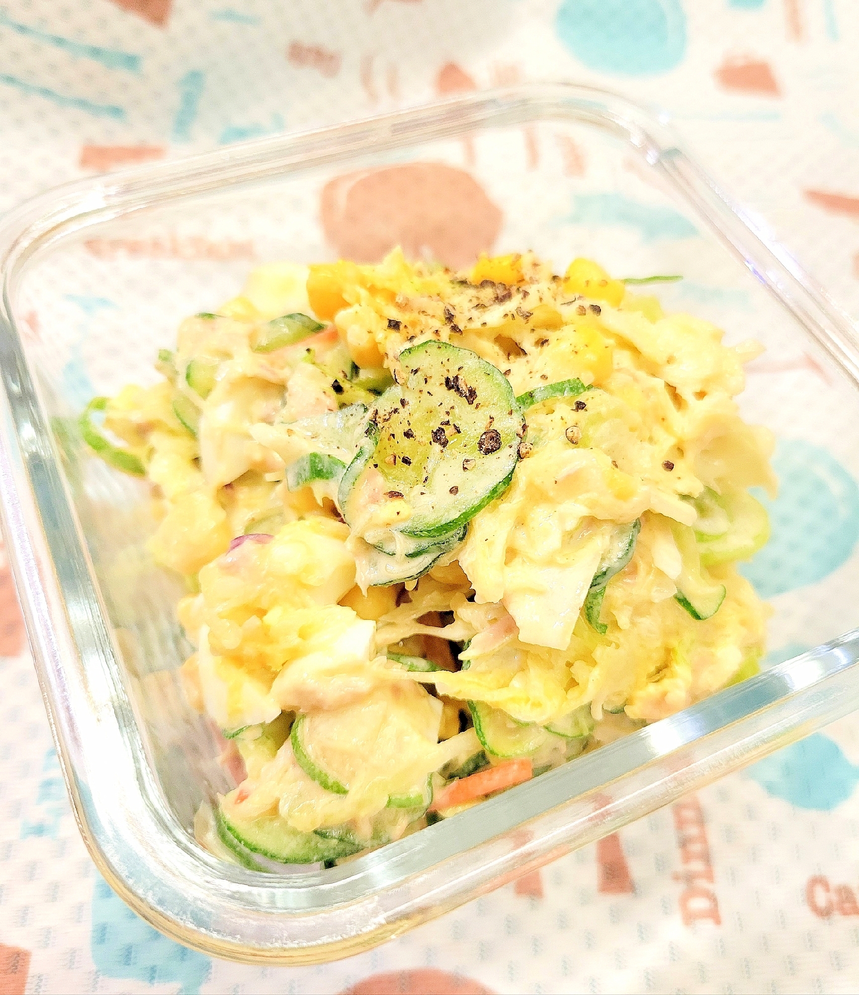 簡単♪キュウリ＋キャベツ＋卵の辛子マヨサラダ♪