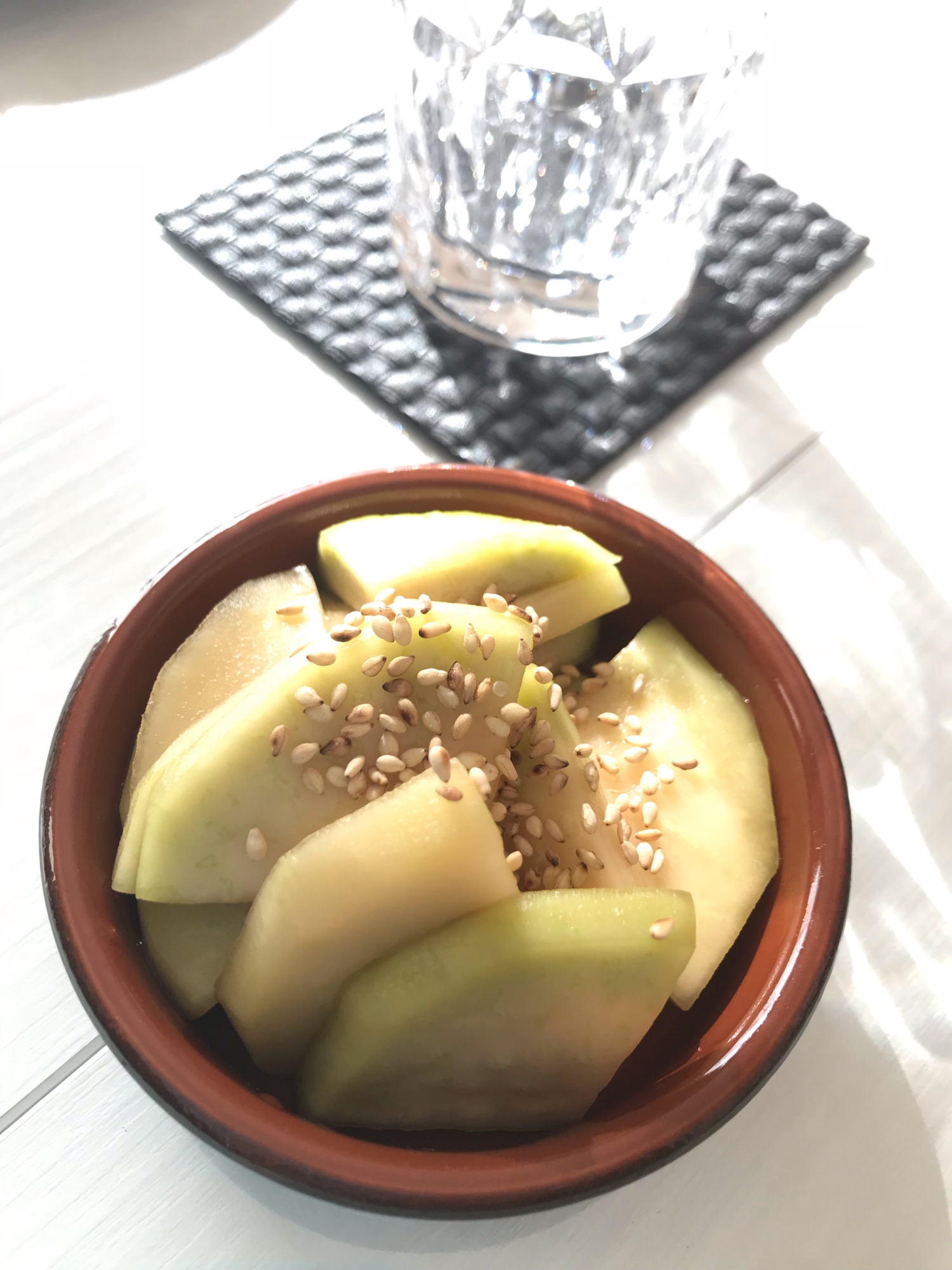 コールラビのにんにく漬け