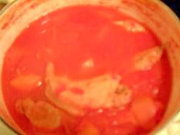 コラーゲンたっぷり、手羽先トマトスープ
