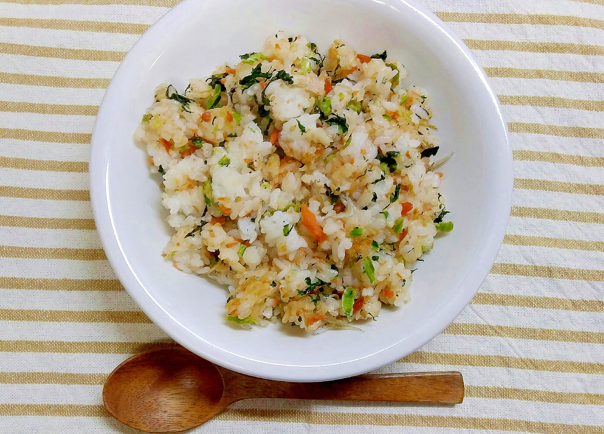 簡単♪野沢菜とちりめんと鮭のチャーハン