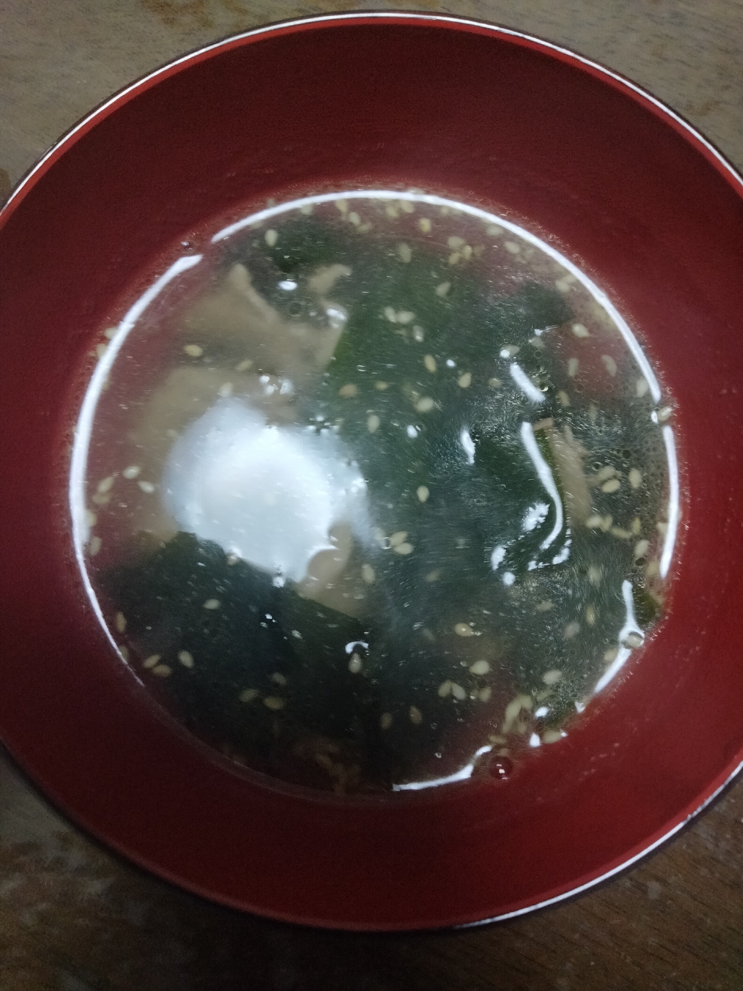 ワカメ牛肉スープ