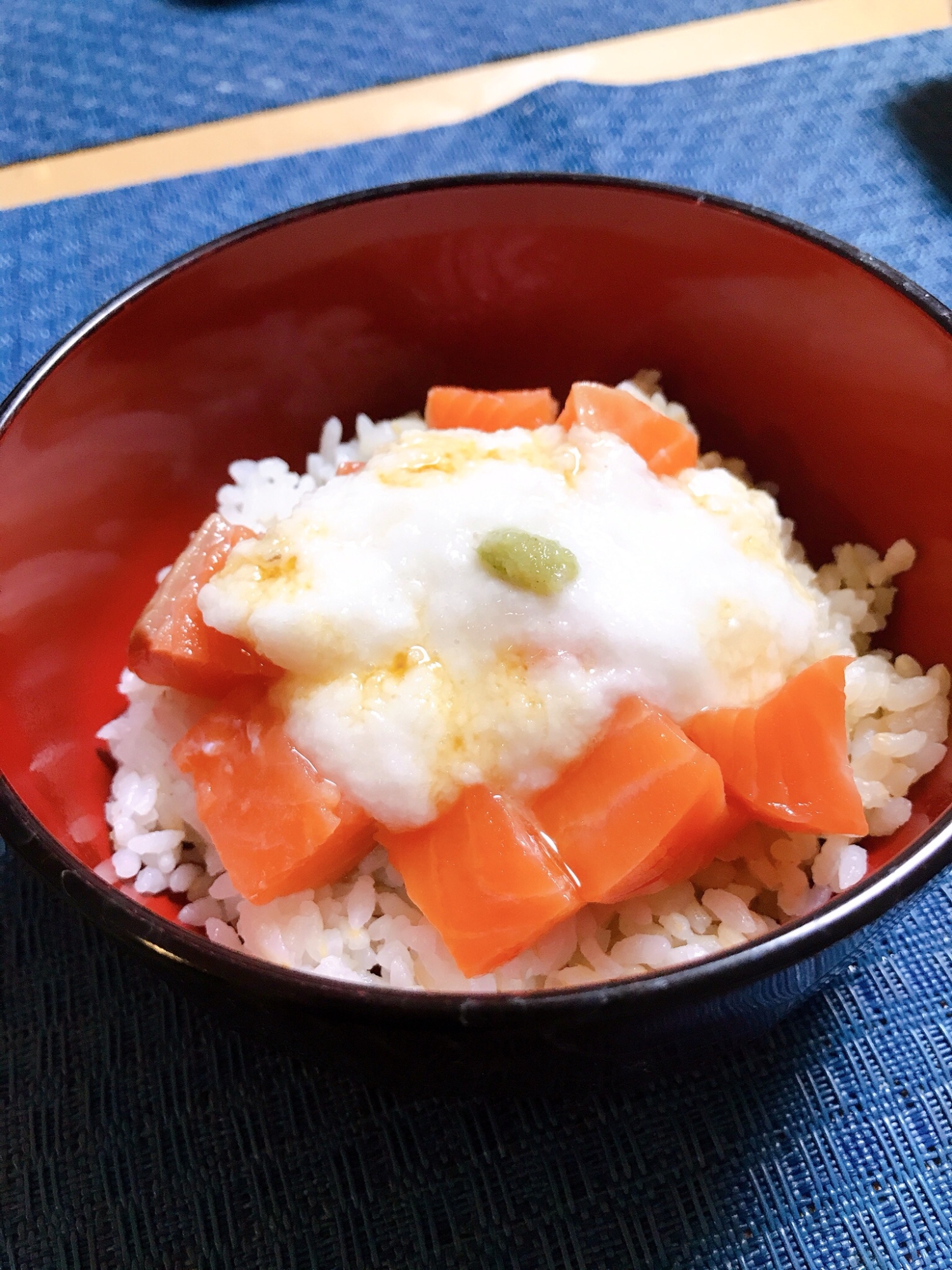 ✳絶品✳サーモン山かけ丼