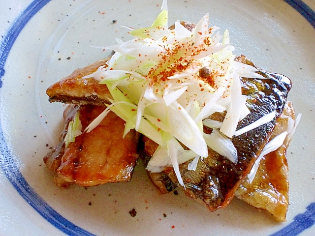 ご飯にもお酒にもぴったり、「さんまのかば焼き風」♪