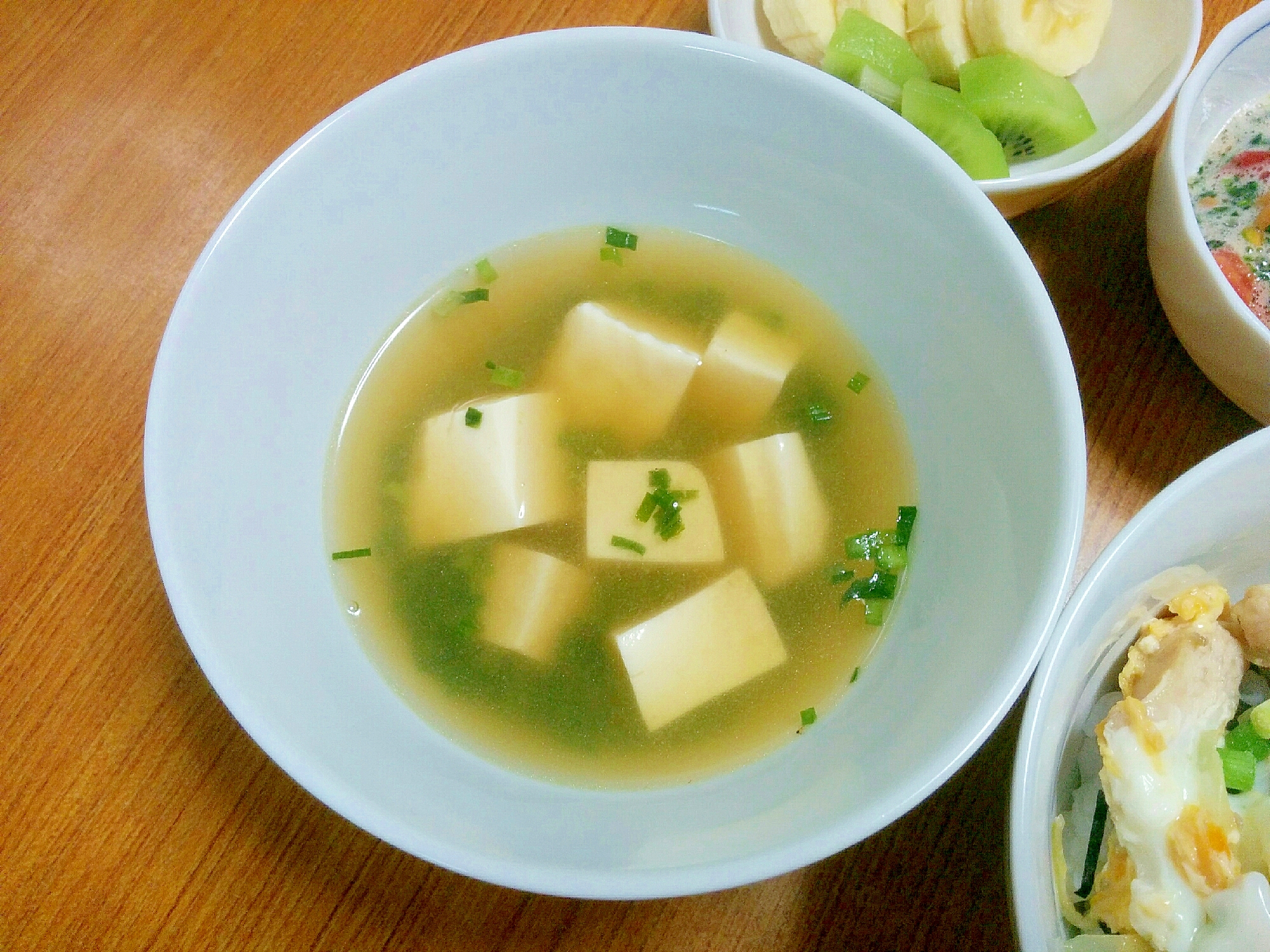 豆腐ニラ味噌汁