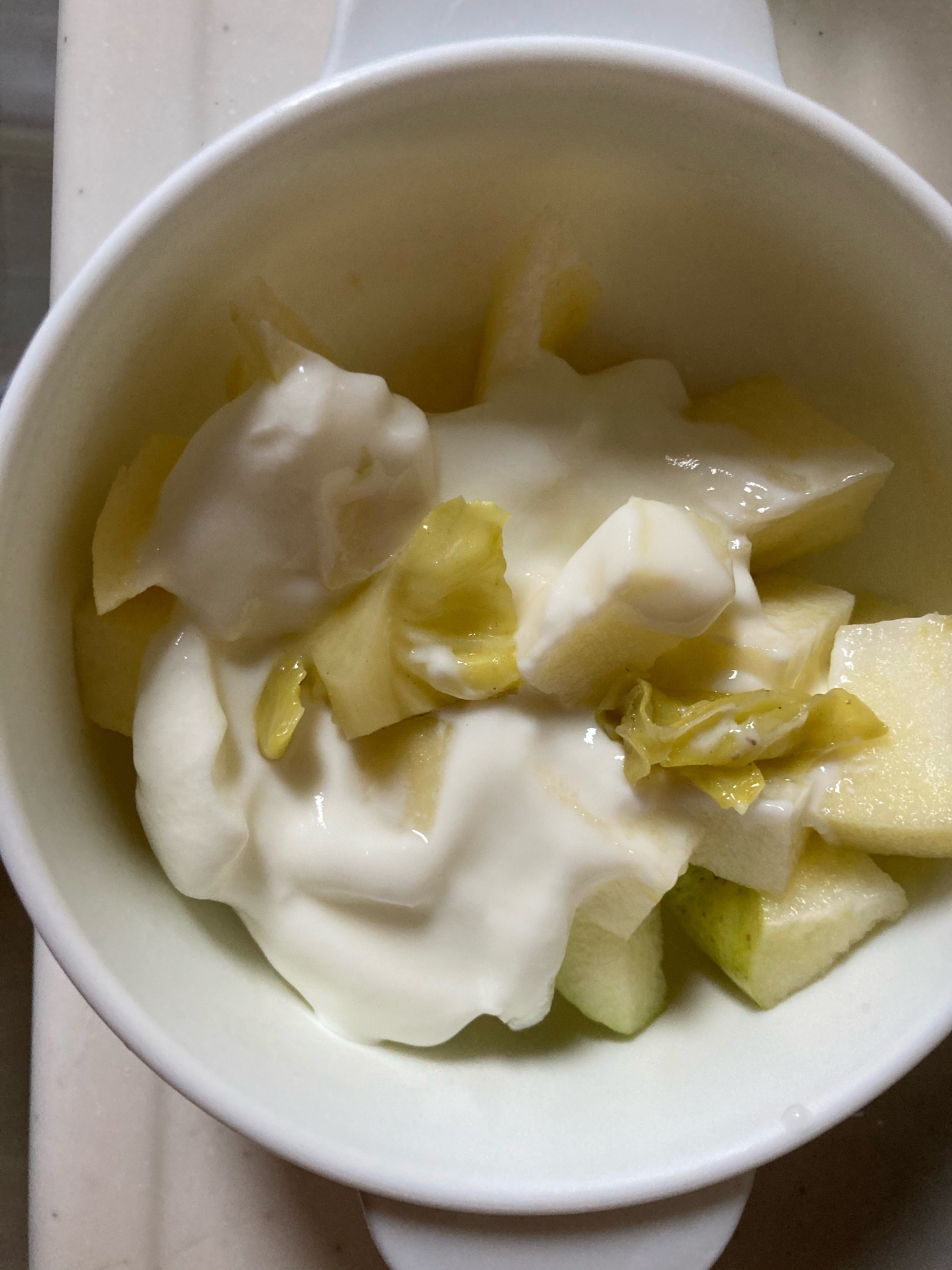 離乳食♫ 洋梨とキャベツのヨーグルト