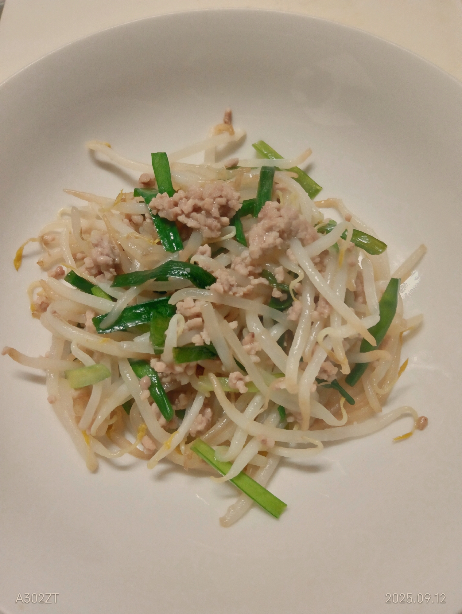 もやしと豚ひき肉の肉味噌炒め