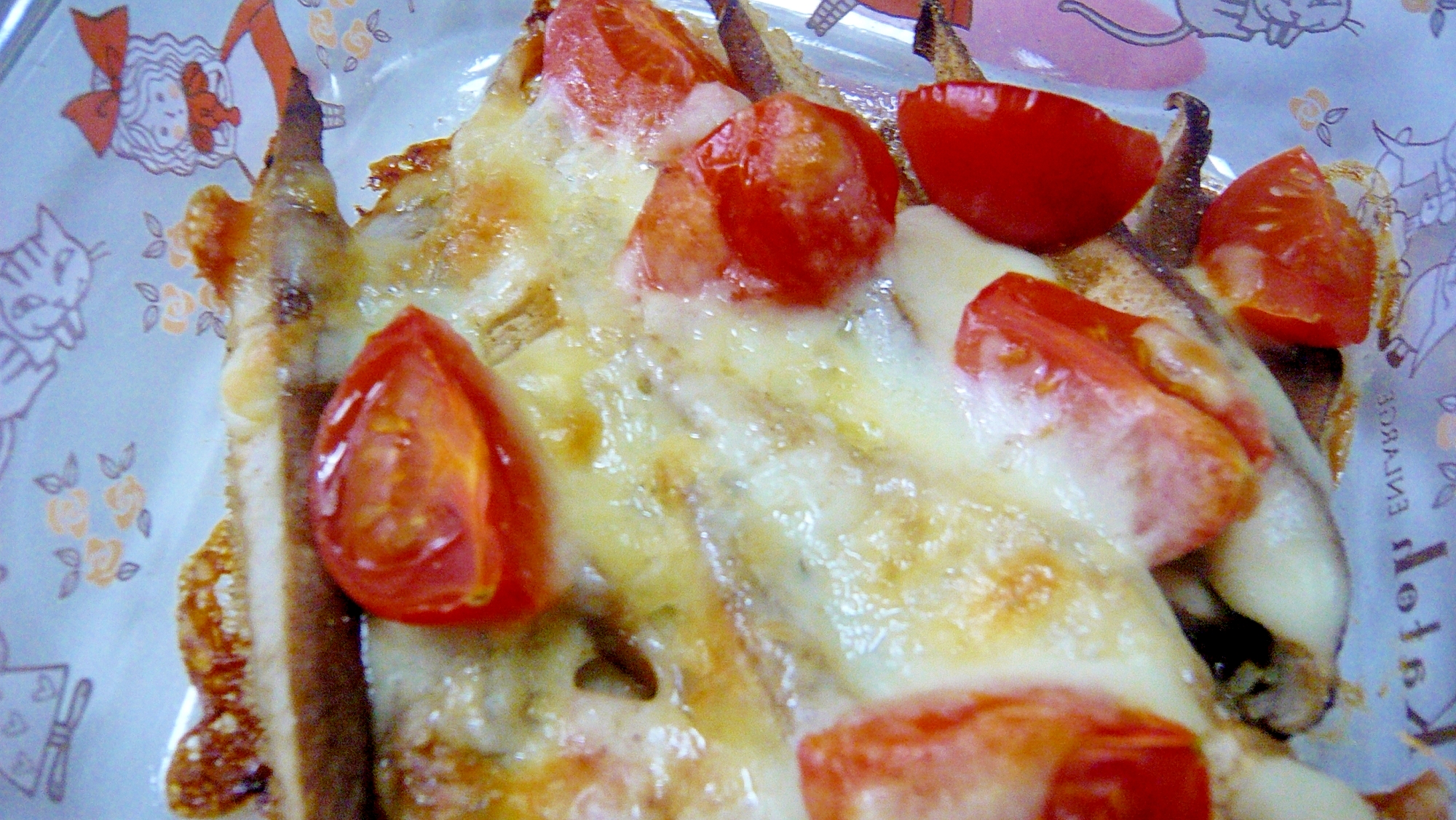 ❤　簡単！　椎茸＆ミニトマトのチーズ焼き　❤
