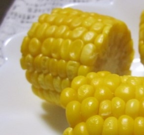 とうもろこし☆とうもろこしの塩茹