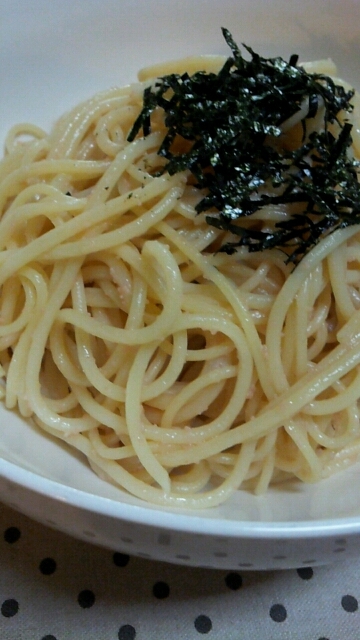 こんにちは♪久しぶりにたらこスパゲッティが食べたくなって作りました(*^^*)ねぎ入りだとさっぱりした感じで美味しかったです(^-^)