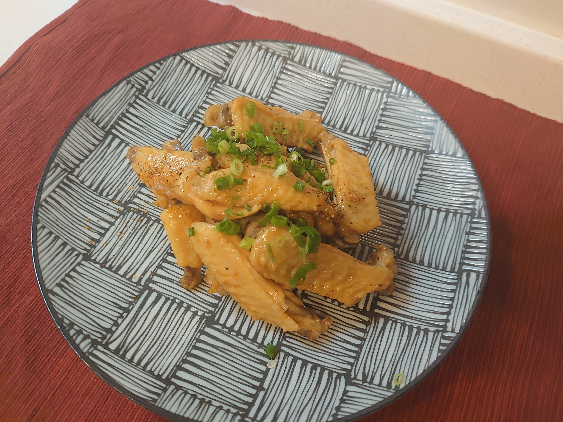 余った手羽中で煮物に