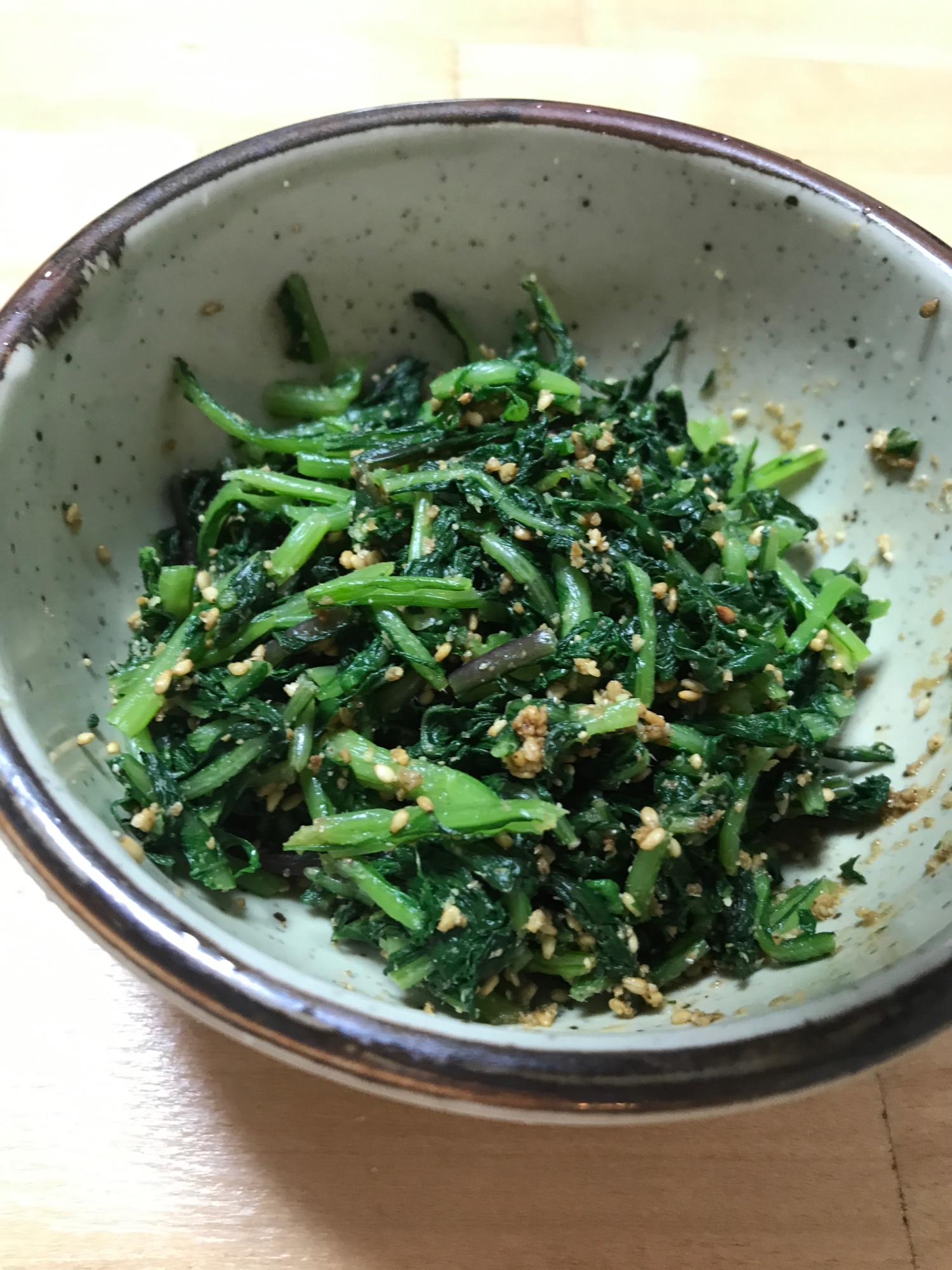 茹で野菜は沢山食べられます‼️ルッコラの胡麻和え