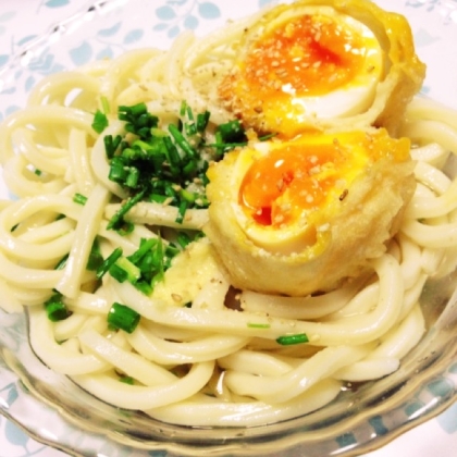 こんにちは(^_-)私は、さぬき県で毎日でもうどん食べるかな〜飽きないね〜ホントに！温泉卵なくで、うどん屋さんの卵天ぷらのせていただきました。おごちそうさま♡