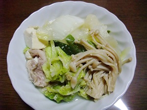 1：4：2白だしと豆乳で豆乳鍋