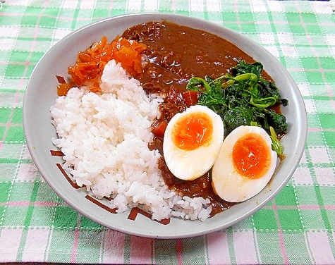 ほうれん草と茹で卵のカレー レシピ 作り方 By Tiara M 楽天レシピ