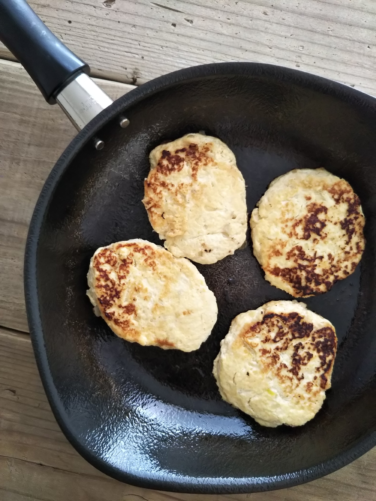 ヘルシー豆腐ハンバーグ塩麹編