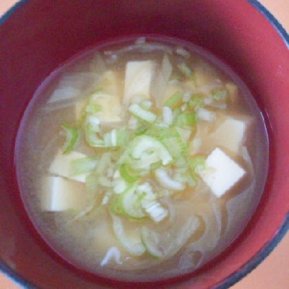 定番！☆豆腐と玉ねぎのお味噌汁