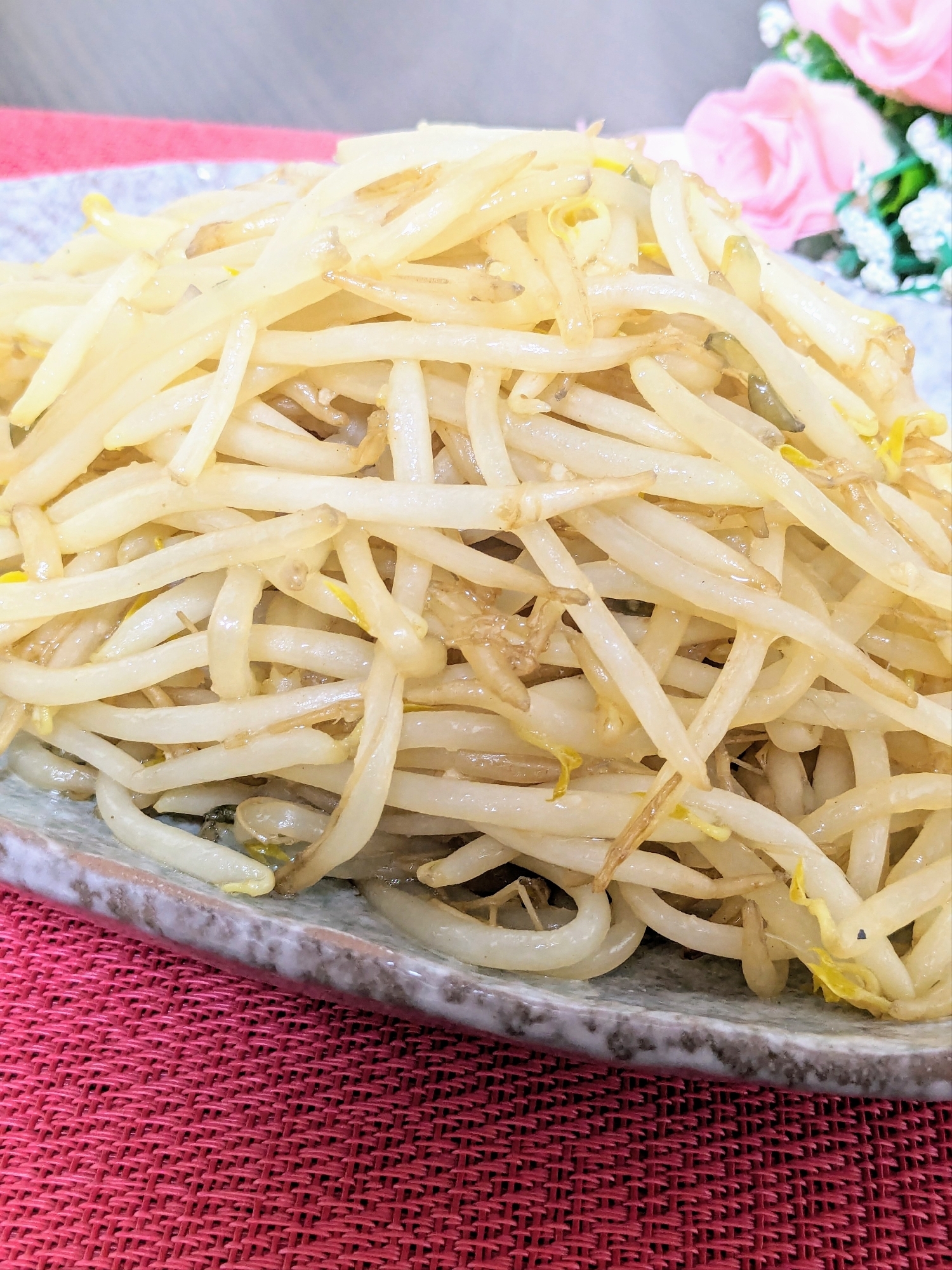 本当に美味しい我が家の定番!〜簡単もやし炒め〜