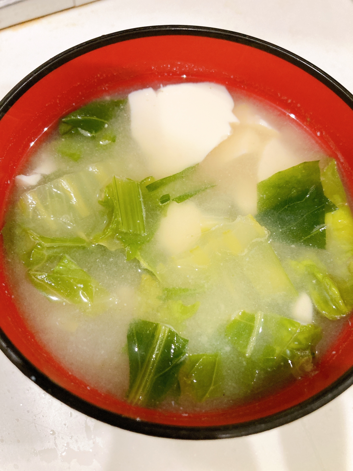 豆腐と白菜の麹味噌汁