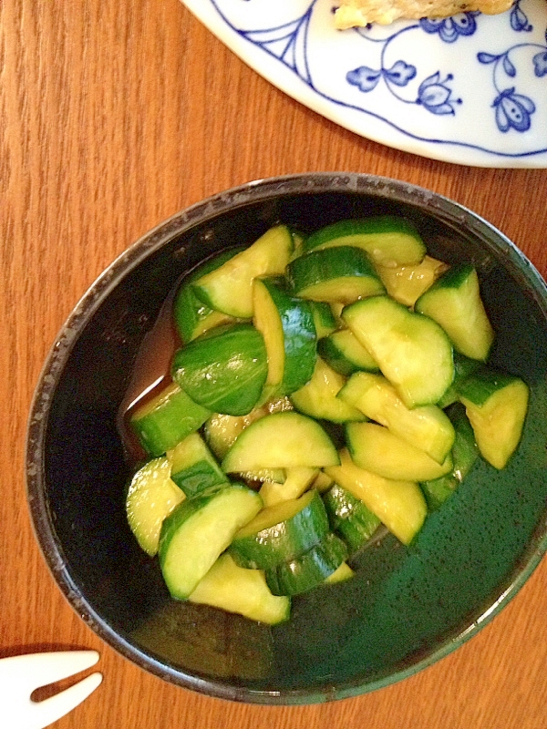 キュウリの麺つゆ辛子漬け レシピ 作り方 By みゅうしろ 楽天レシピ キュウリの麺つゆ辛子漬け レシピ 作り方 By みゅうしろ 楽天レシピ