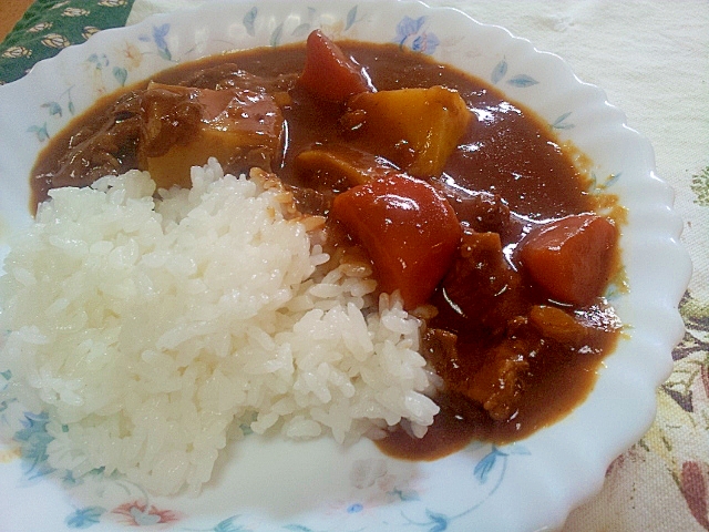 とろんとろん、すじ肉のカレー