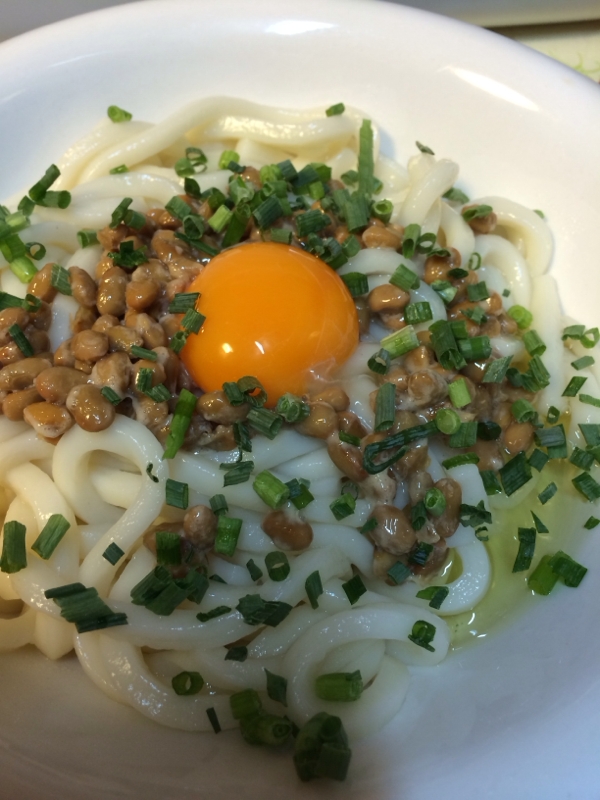 めっちゃ旨い！！納豆卵かけうどん