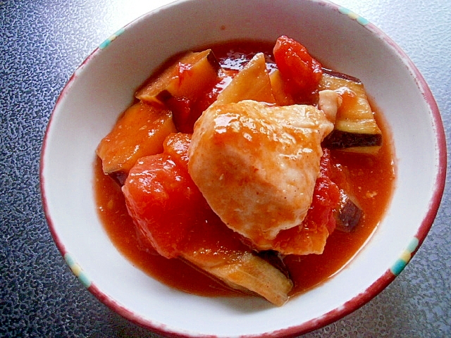 鶏肉となすのトマト煮