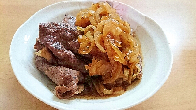 牛肉と玉ねぎのすき焼き風