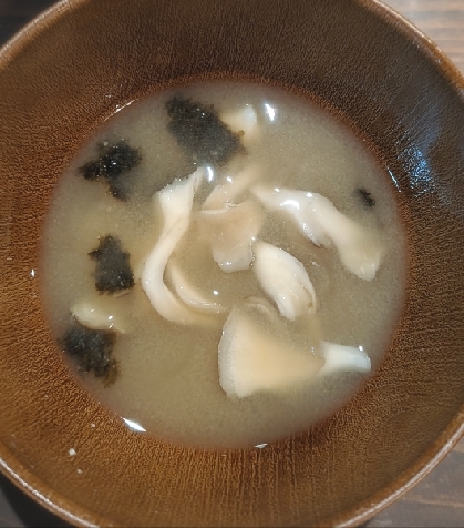 舞茸と海苔の味噌汁