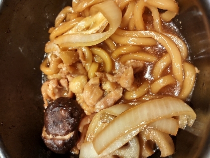 すき焼き風我が家のうどんすき