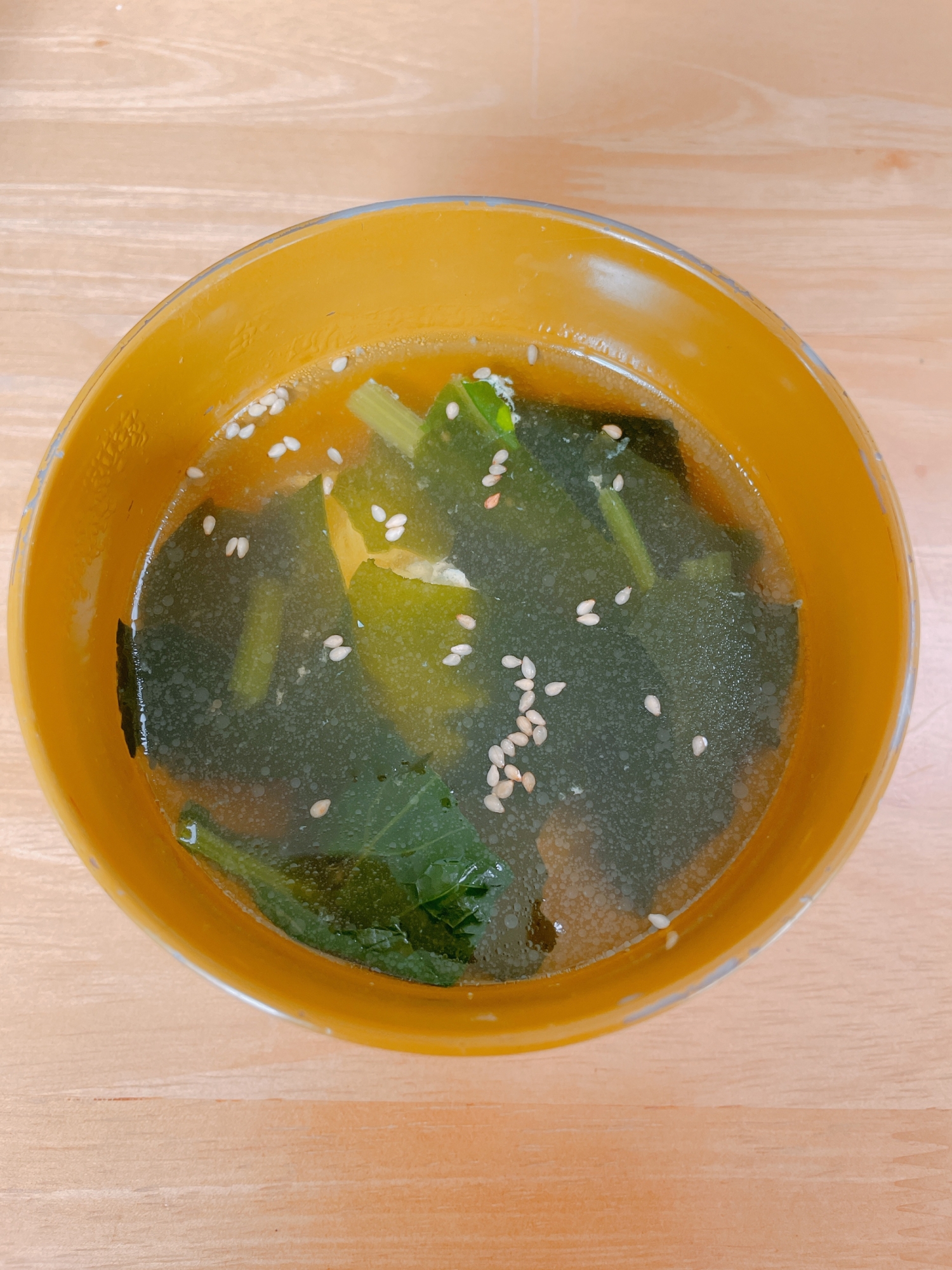 小松菜と卵の中華風スープ