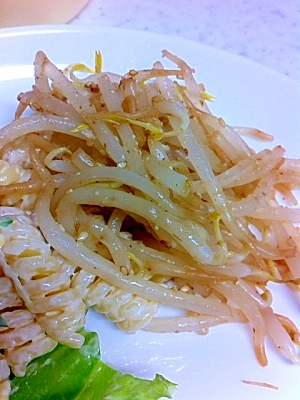 ふりかけで簡単♪もやしの和え物