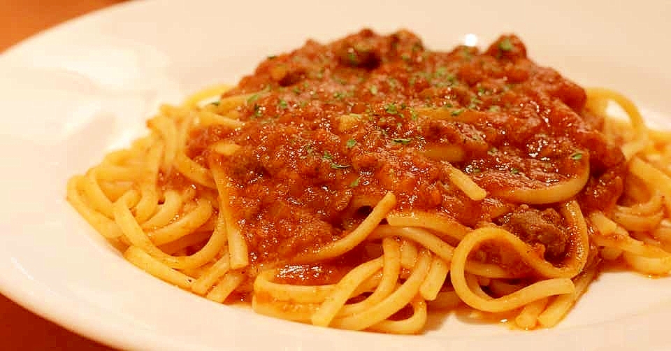 イタリアから母の味をお届け「ボロネーゼパスタ」