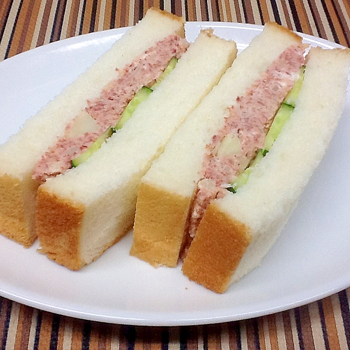 コンビーフのサンドイッチ レシピ 作り方 By U Smyles 楽天レシピ コンビーフのサンドイッチ レシピ 作り方 By U Smyles 楽天レシピ