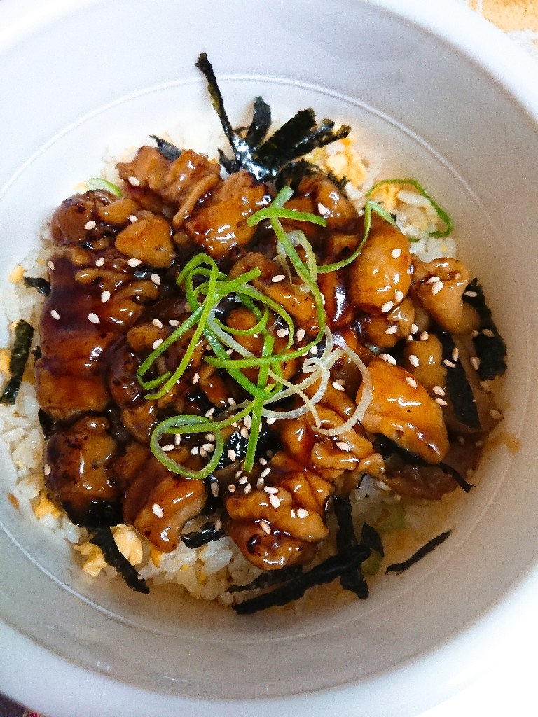 簡単 時短 焼き鳥丼 レシピ 作り方 By じゃが塩 楽天レシピ