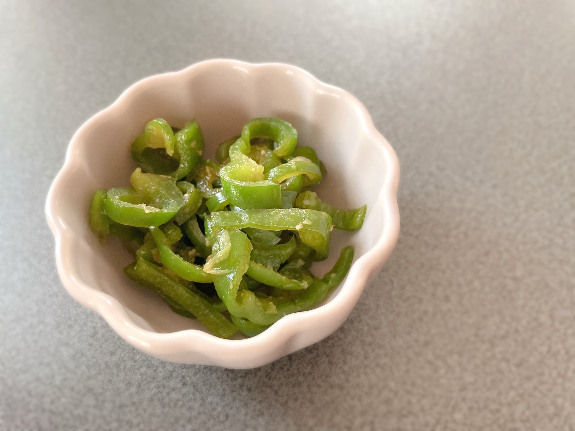 ノンオイル！ピーマンの生姜味噌炒め