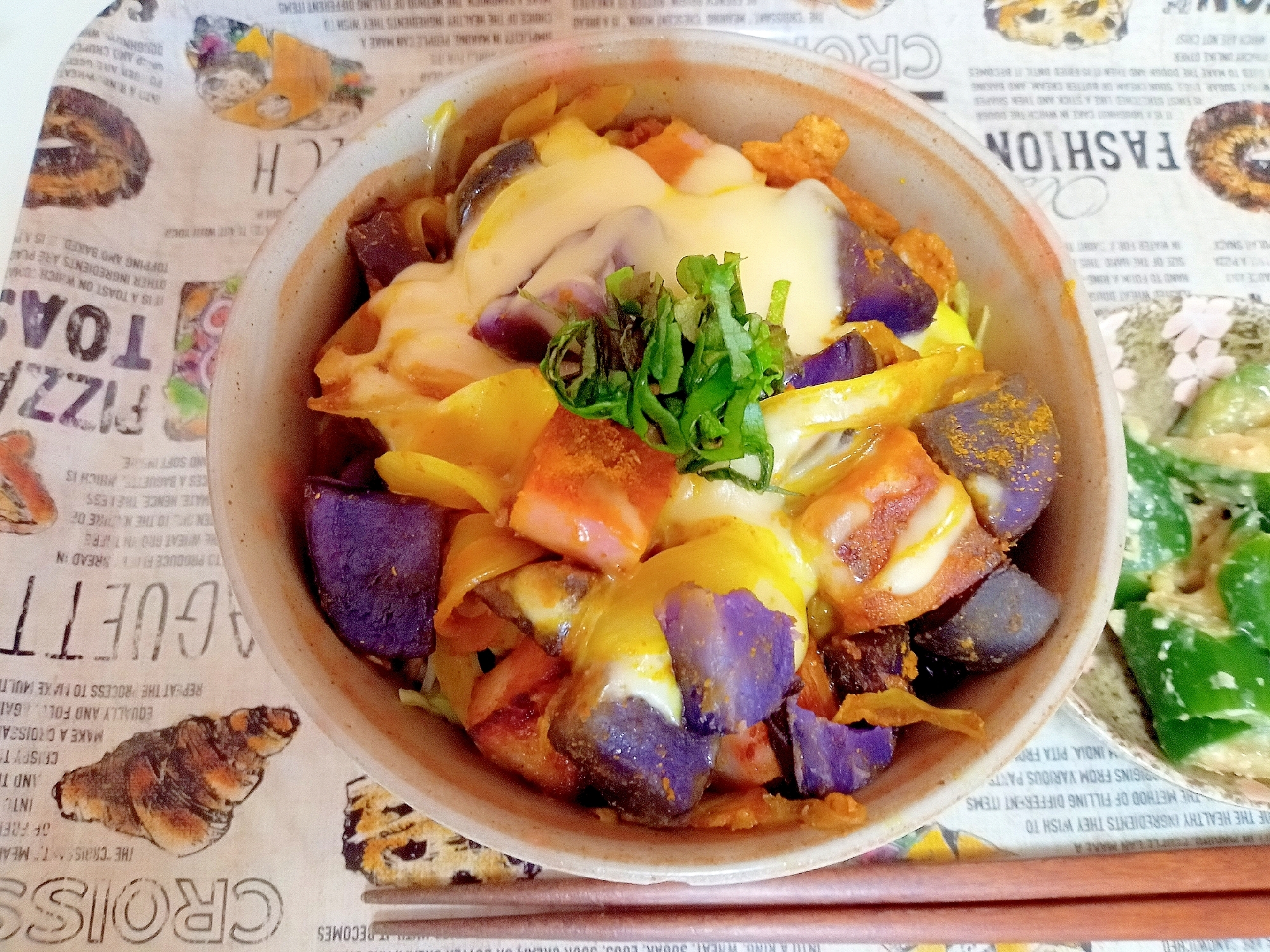 彩り鮮やか!シャドークイーンのチーズカレー丼