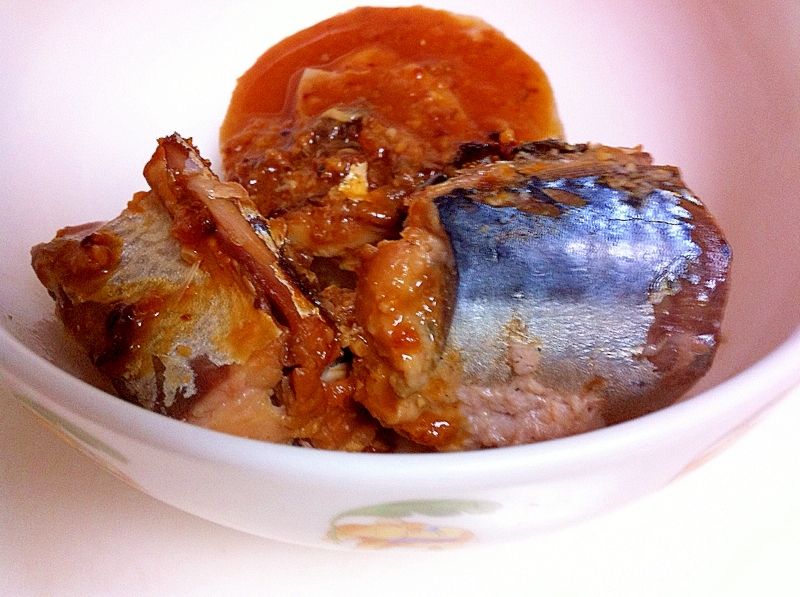 大根と鯖水煮缶で　生姜味噌煮