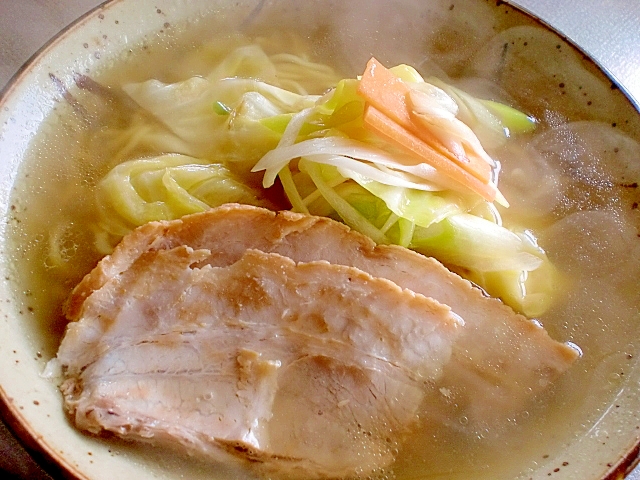 まるちゃん製麺で塩ラーメン