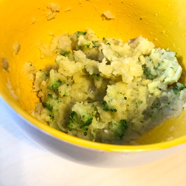 離乳食中期 ブロッコリーと玉ねぎのさつまいも和え レシピ 作り方 By ただのにった 楽天レシピ 離乳食中期 ブロッコリーと玉ねぎのさつまいも和え レシピ 作り方 By ただのにった 楽天レシピ