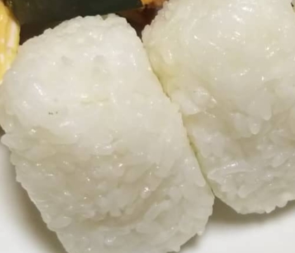 胡麻油で❣️ウインナーおにぎり