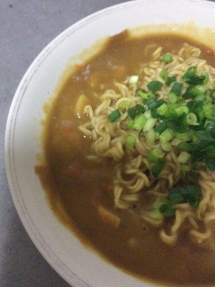 余ったカレーで☆だしが効いてるカレーそば（うどん）