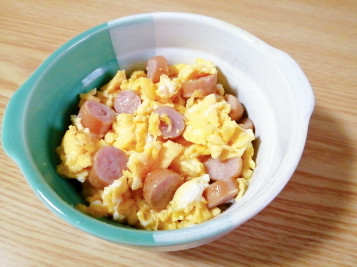 ウインナーのスクランブルエッグ