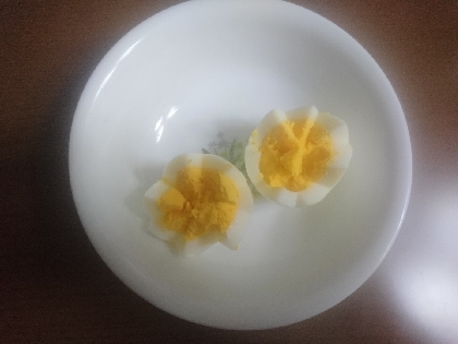 サラダやお弁当に　ゆで卵の飾り切り